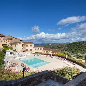 Apartahotel Costa Ruja